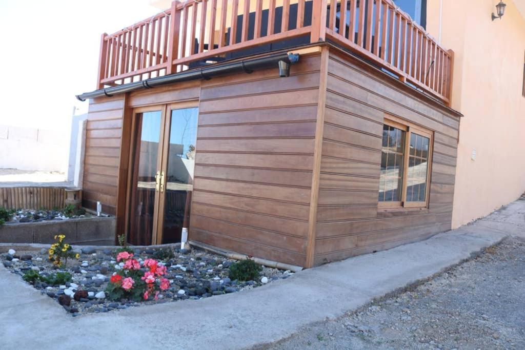 Half Wooden Rural Apartment Фасния Экстерьер фото